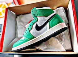 Air Jordan 1 Retro High OG “Lucky Green” DB4612-300 review William Ella