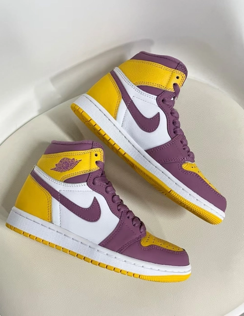 Air Jordan 1 High OG “Brotherhood” 555088-706 review 