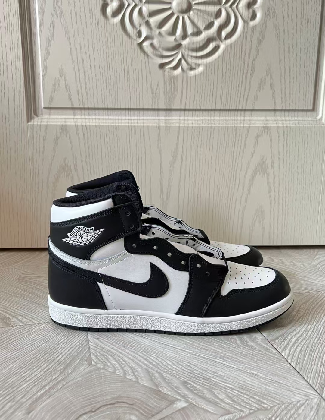 Air Jordan 1 Retro High '85 Black White (2023) BQ4422-001 review Aidan Eliza