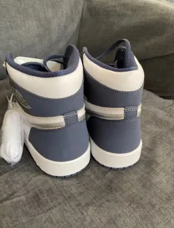 Air Jordan 1 Retro High COJP Midnight Navy (2020) DC1788-100 review Sam Gabrielle 02