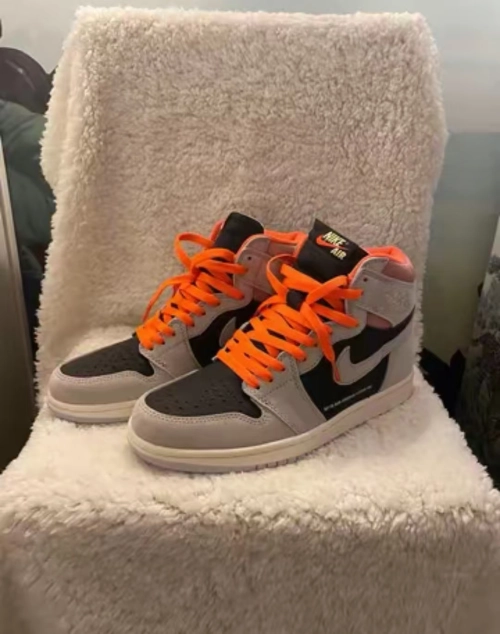 Air Jordan 1 Retro High Neutral Grey Hyper Crimson 555088-018 review 