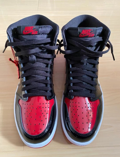Air Jordan 1 Retro High Bred Banned (2016) 555088-001 review 