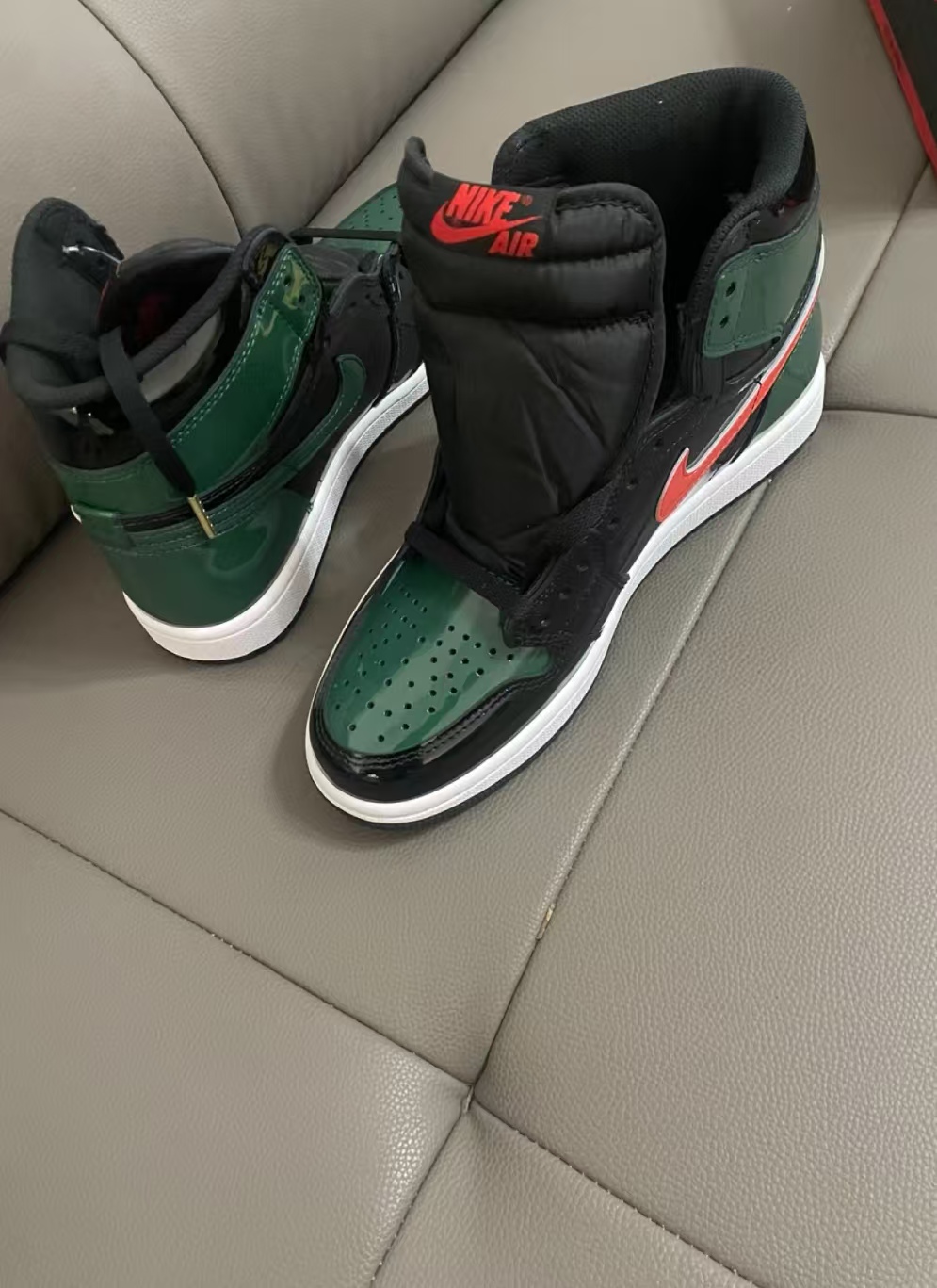 Air Jordan 1 High OG Solefly Friends  AV3905-038 review watkins