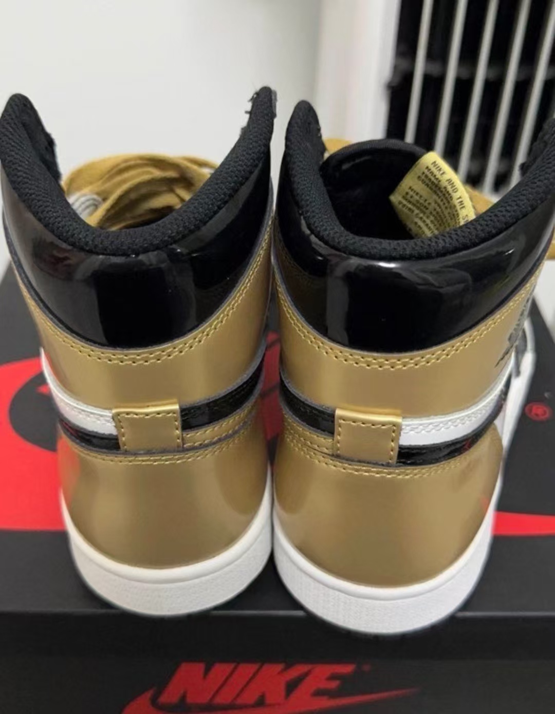 Air Jordan 1 Retro High NRG Patent Gold Toe 861428-007 review Oscar Ferris 01