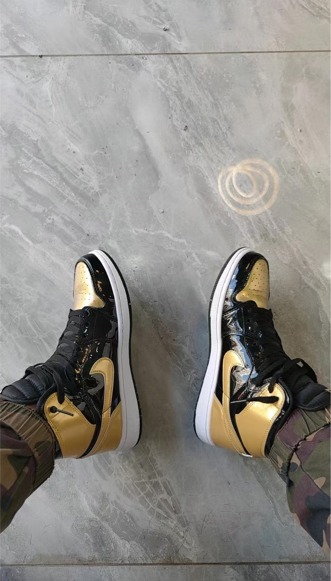 Air Jordan 1 Retro High NRG Patent Gold Toe 861428-007 review tim