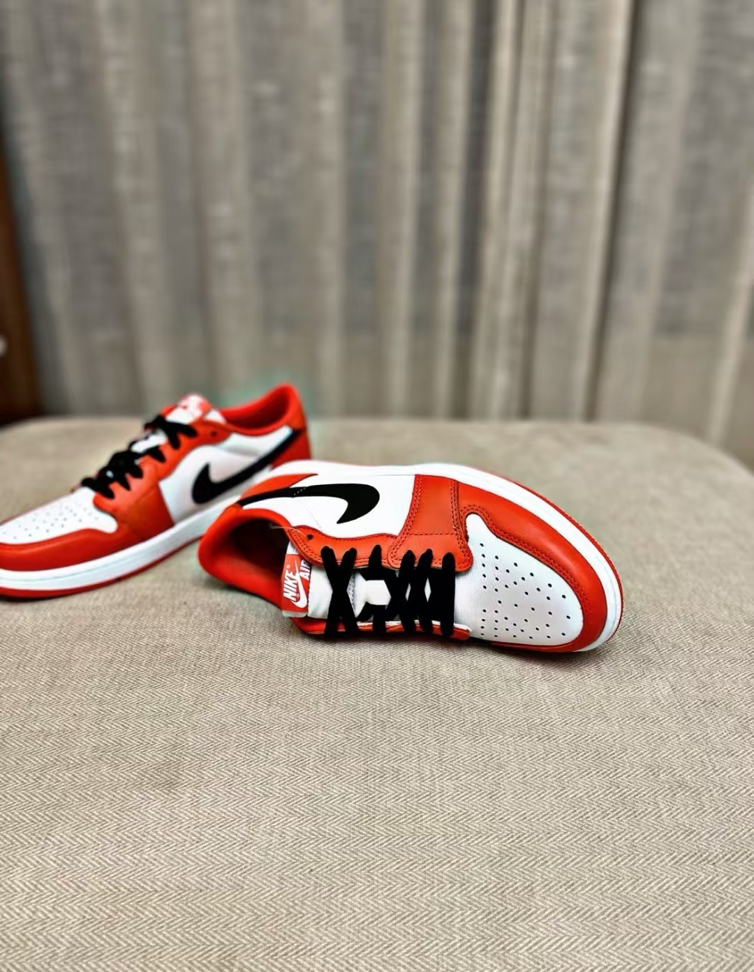 Air Jordan 1 Low OG Shattered Backboard CZ0790-801   review Mason Alexa 02