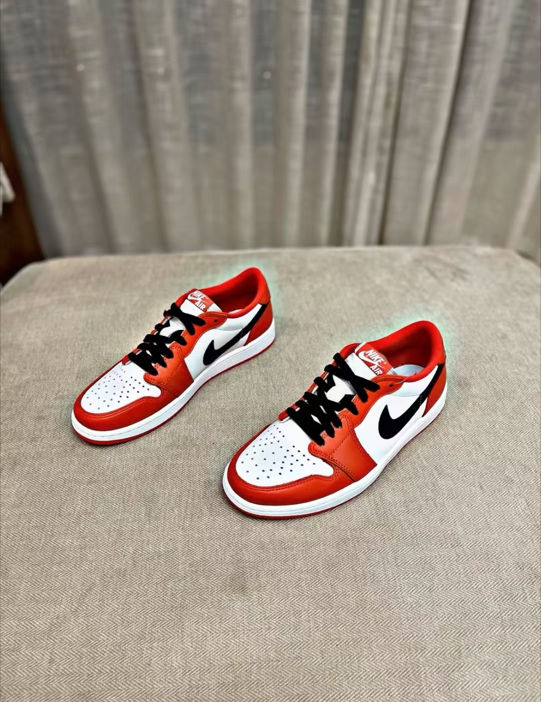 Air Jordan 1 Low OG Shattered Backboard CZ0790-801   review Mason Alexa 01