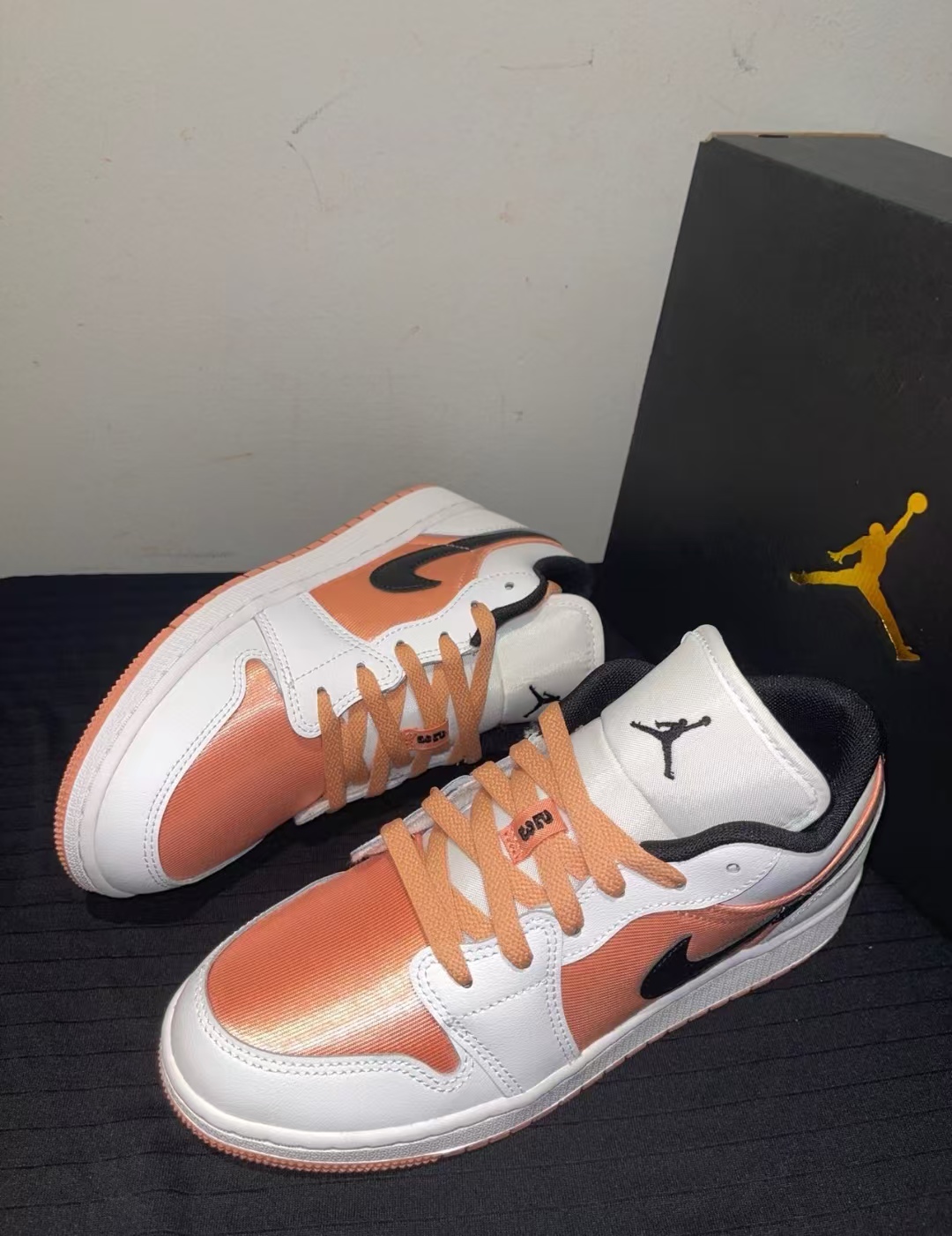 Air Jordan 1 Low White Light Madder Root (GS) DM8960-801  review Owen Kimberly