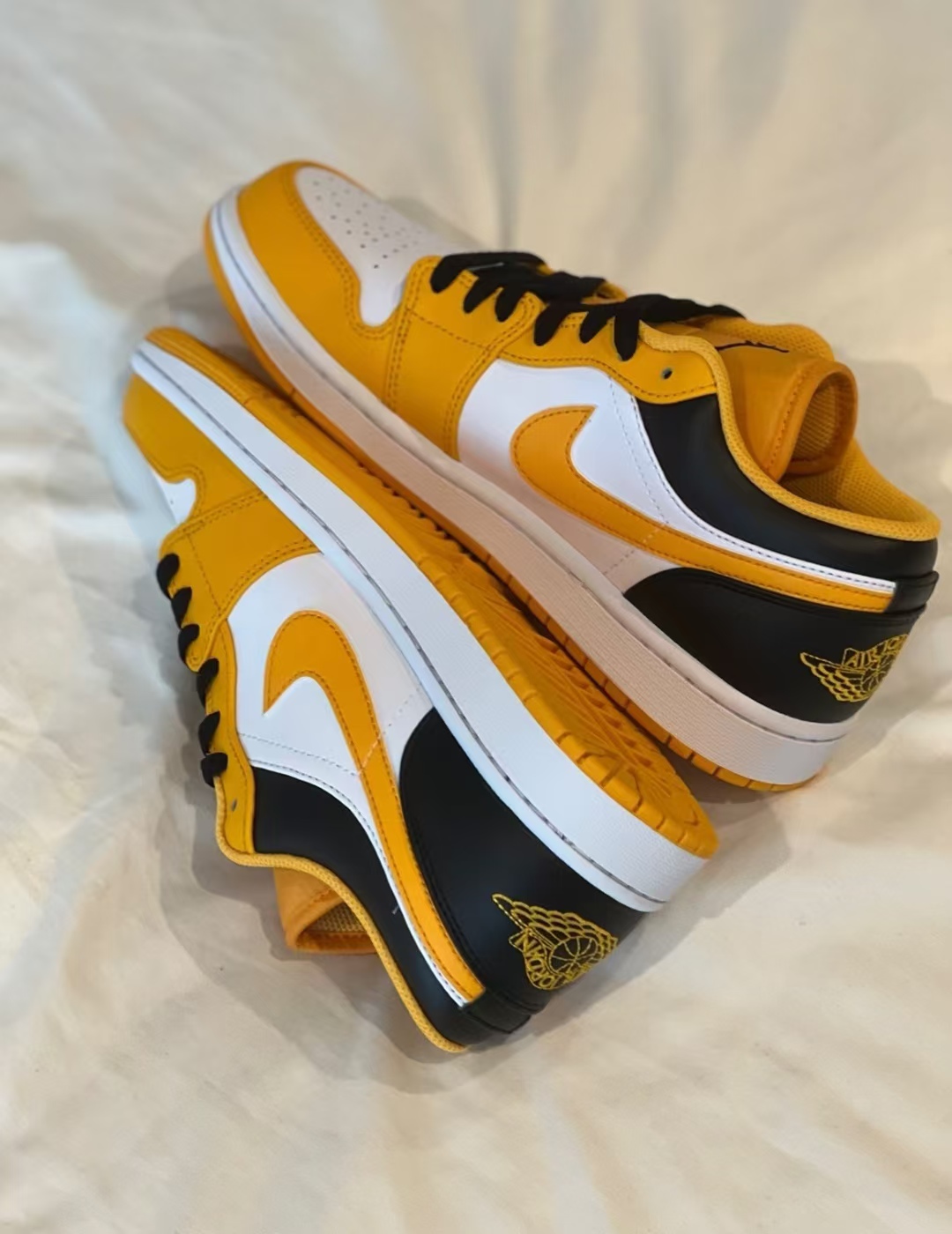 Air Jordan 1 Low Taxi (GS) 553560-701 review Luis Gabrielle