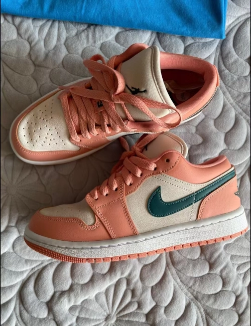 Air Jordan 1 Low Light Madder Root (Women's)  DC0774-800 review 