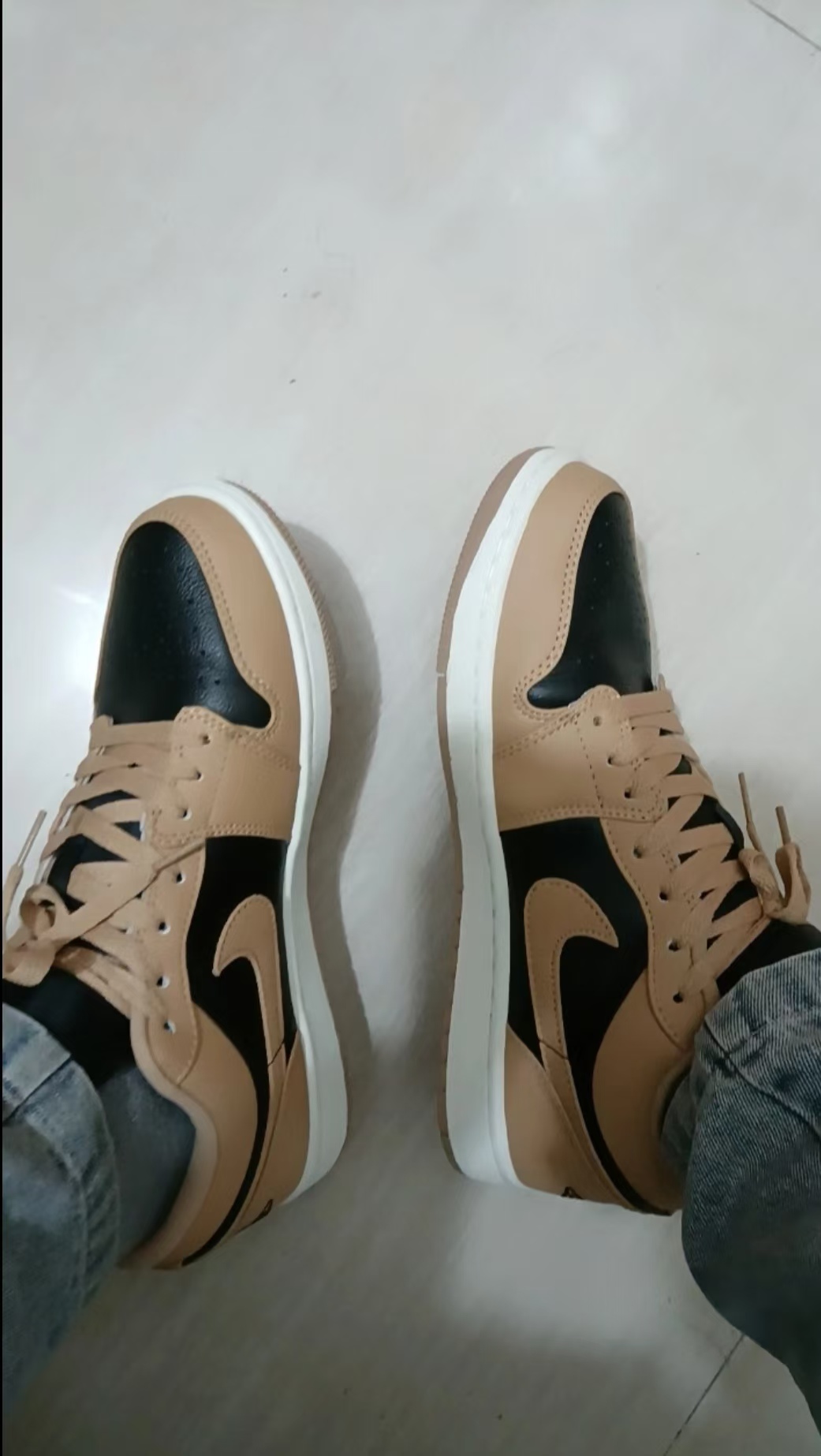 Air Jordan 1 Low Desert (Women's) DV0774-201 review Ramiro