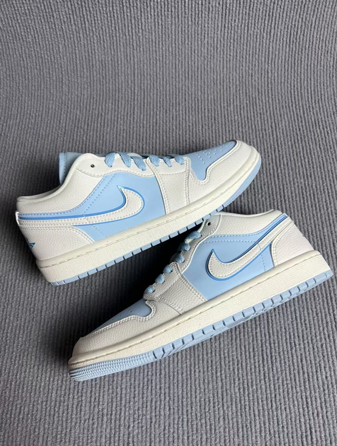 Air Jordan 1 Low SE Reverse Ice Blue (Women's) DV1299-104 review Vicente 01