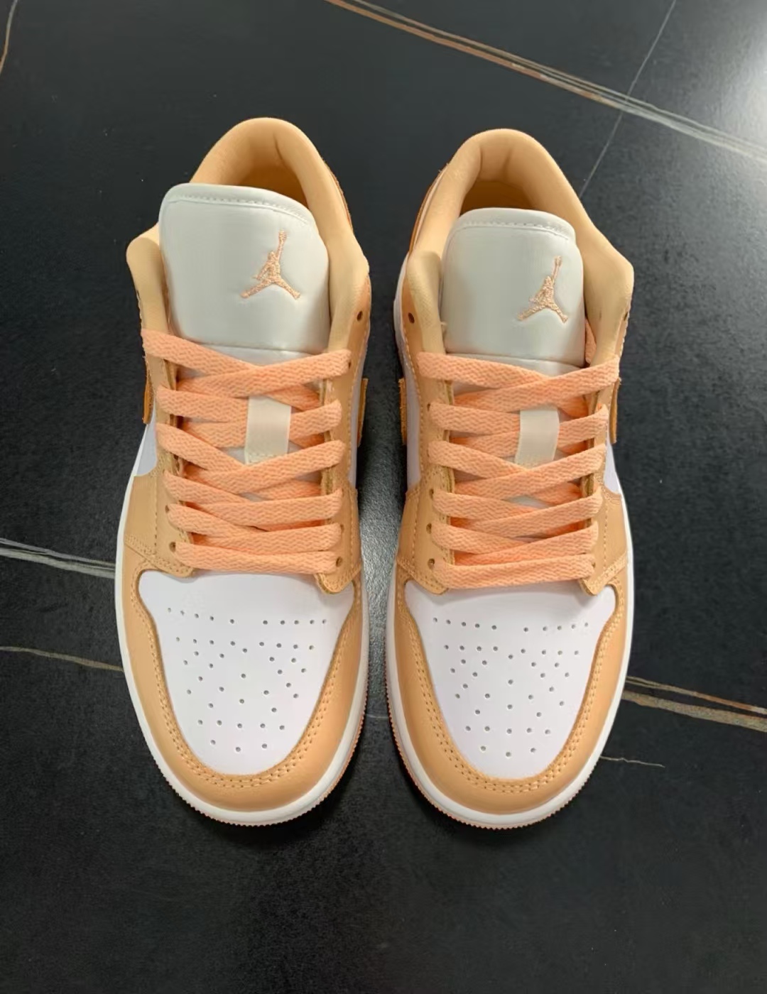 Air Jordan 1 Low Sunset Haze (Women's) DC0774-801 review Perez 01