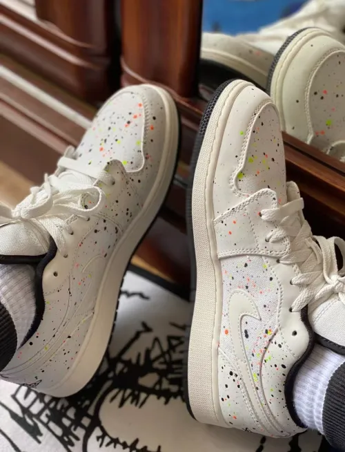 Air Jordan 1 Low SE Paint Splatter (GS) DH3295-100 review 