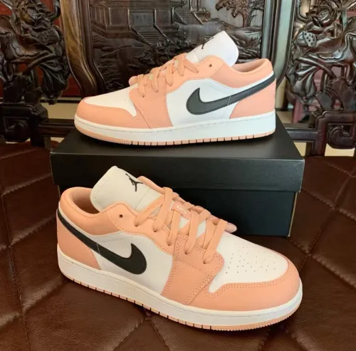 Air Jordan 1 Low Light Arctic Orange Pink (GS)  553560-800 review 