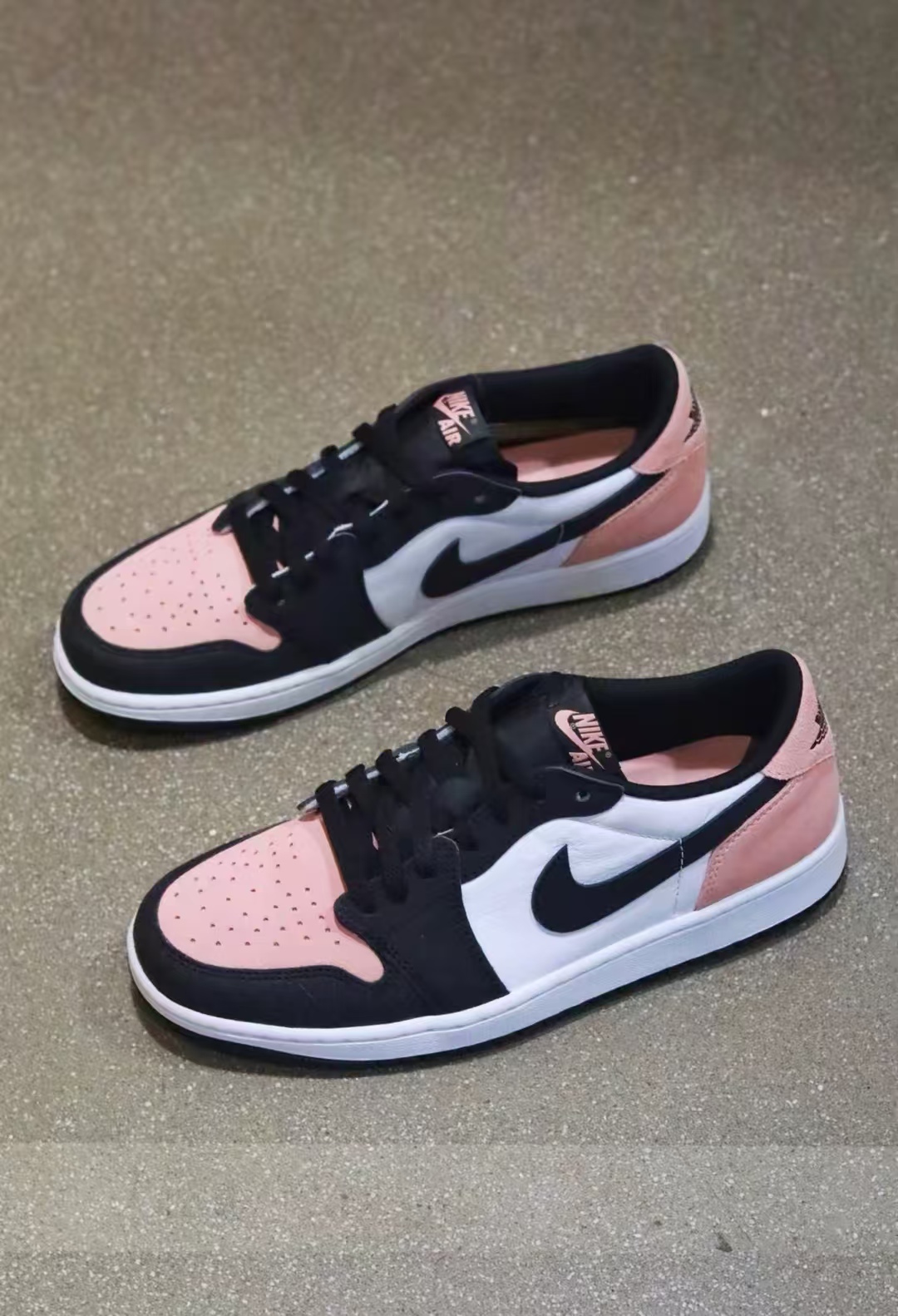 Air Jordan 1 Low OG Bleached Coral CZ0790-061 review Farida 00