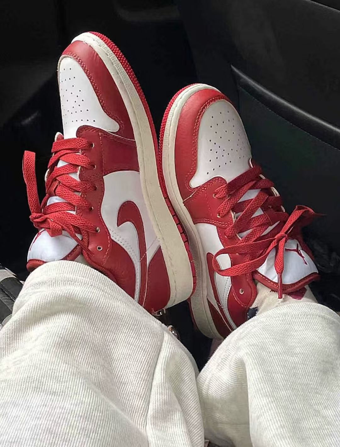 Air Jordan 1 Low Cardinal Red (GS) 553560-607 review Zahur