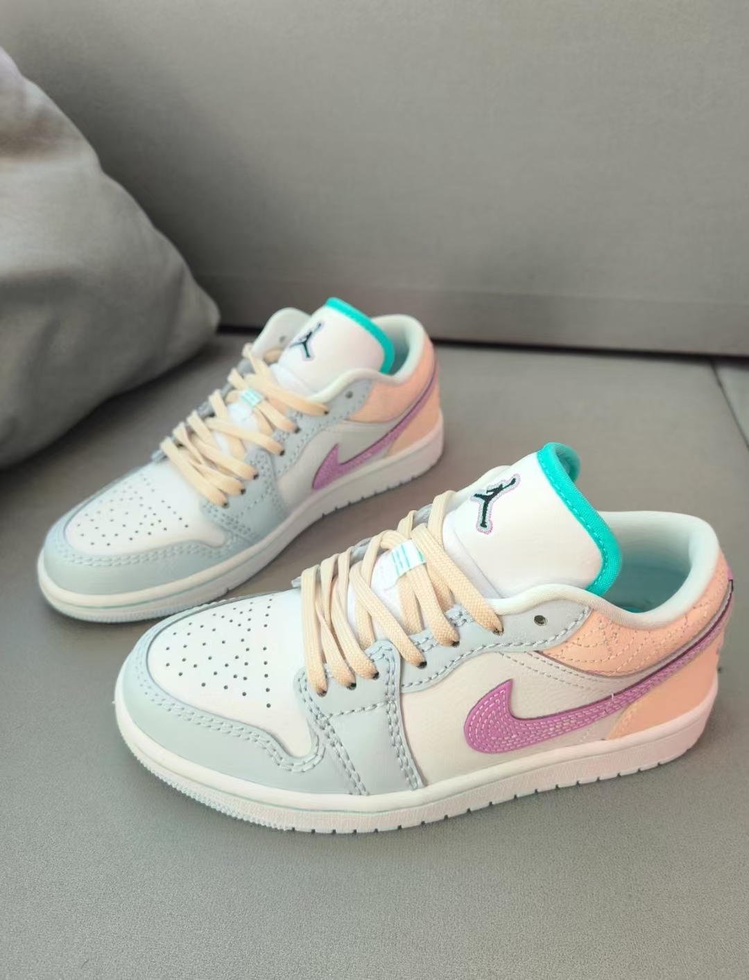 Air Jordan 1 Low Multi-Color Sashiko (Women's)  FV3623-151 review Fouad