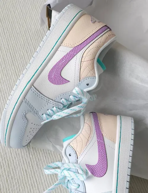 Air Jordan 1 Low Multi-Color Sashiko (Women's)  FV3623-151 review 