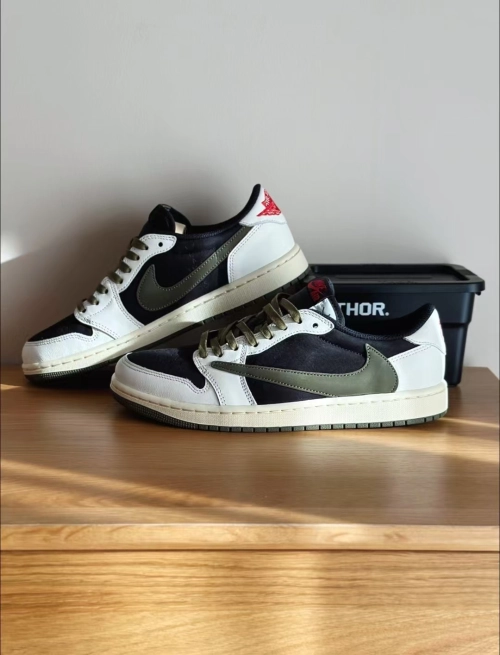 Air Jordan 1 Retro Low OG SP Travis Scott Olive (Women's) DZ4137-106  review 
