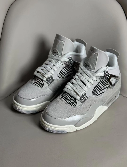 Air Jordan 4 Retro Frozen Moments (Women's) AQ9129-001 review 