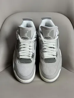 Air Jordan 4 Retro Frozen Moments (Women's) AQ9129-001 review Brendon 02