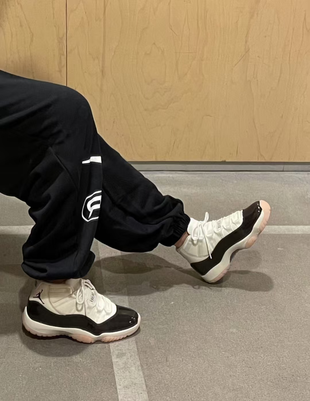 Air Jordan 11 Retro Neapolitan (Women's) AR0715-101 review Kaylee