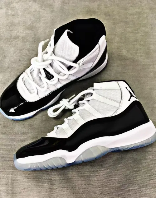 Air Jordan 11 Retro Concord (2018) 378037-100  review 