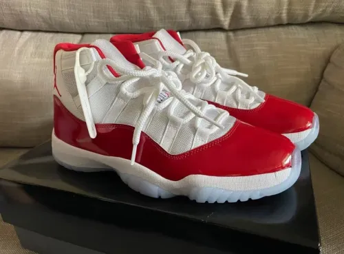 Air Jordan 11 Retro Cherry (2022) CT8012-116 review 