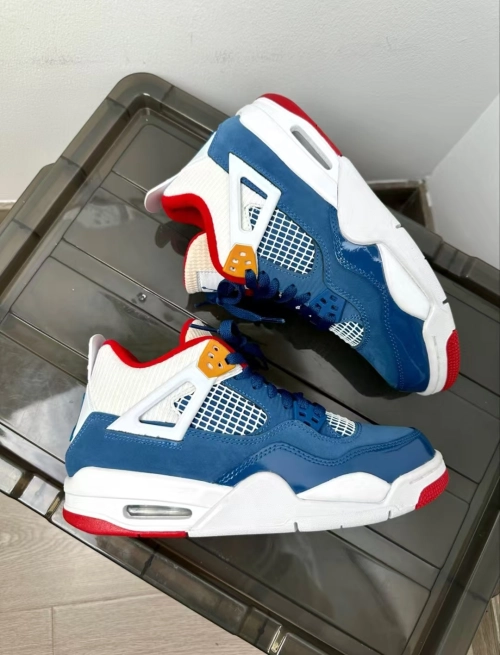 Jordan 4 Retro Messy Room (GS) DR6952-400 review 