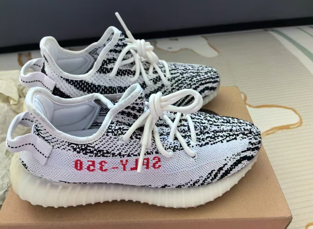 【$65 Free Shipping】Excellent Quality adidas Yeezy Boost 350 V2 Zebra (2017/2022/2023)  CP9654 review Archie 01
