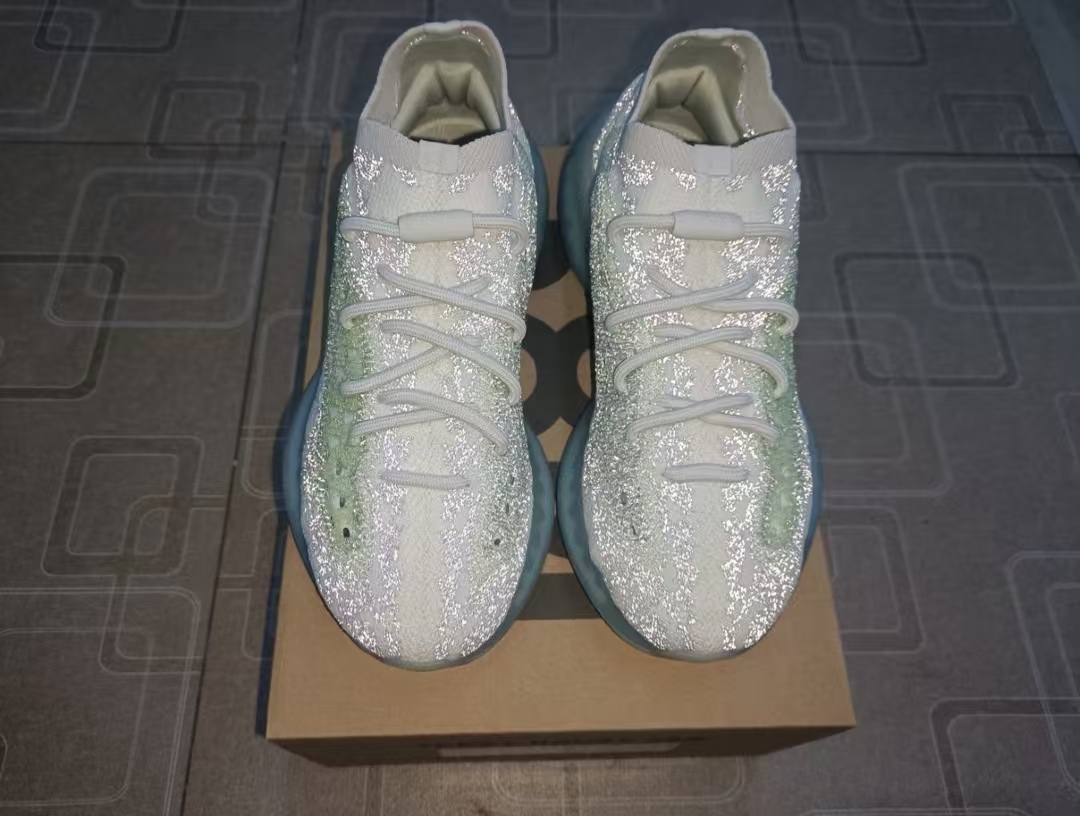 Adidas Yeezy Boost 380 Alien Blue  GW0304 review Chace 01