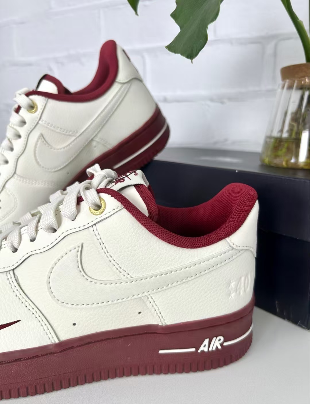Nike Air Force 1 Low '07 SE 40th Anniversary Edition Sail Team Red (Women's) DQ7582-100 review Lex 02