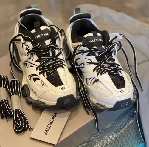 Balenciaga Tess S.Black And White 542436 W3NH3 7261  review 