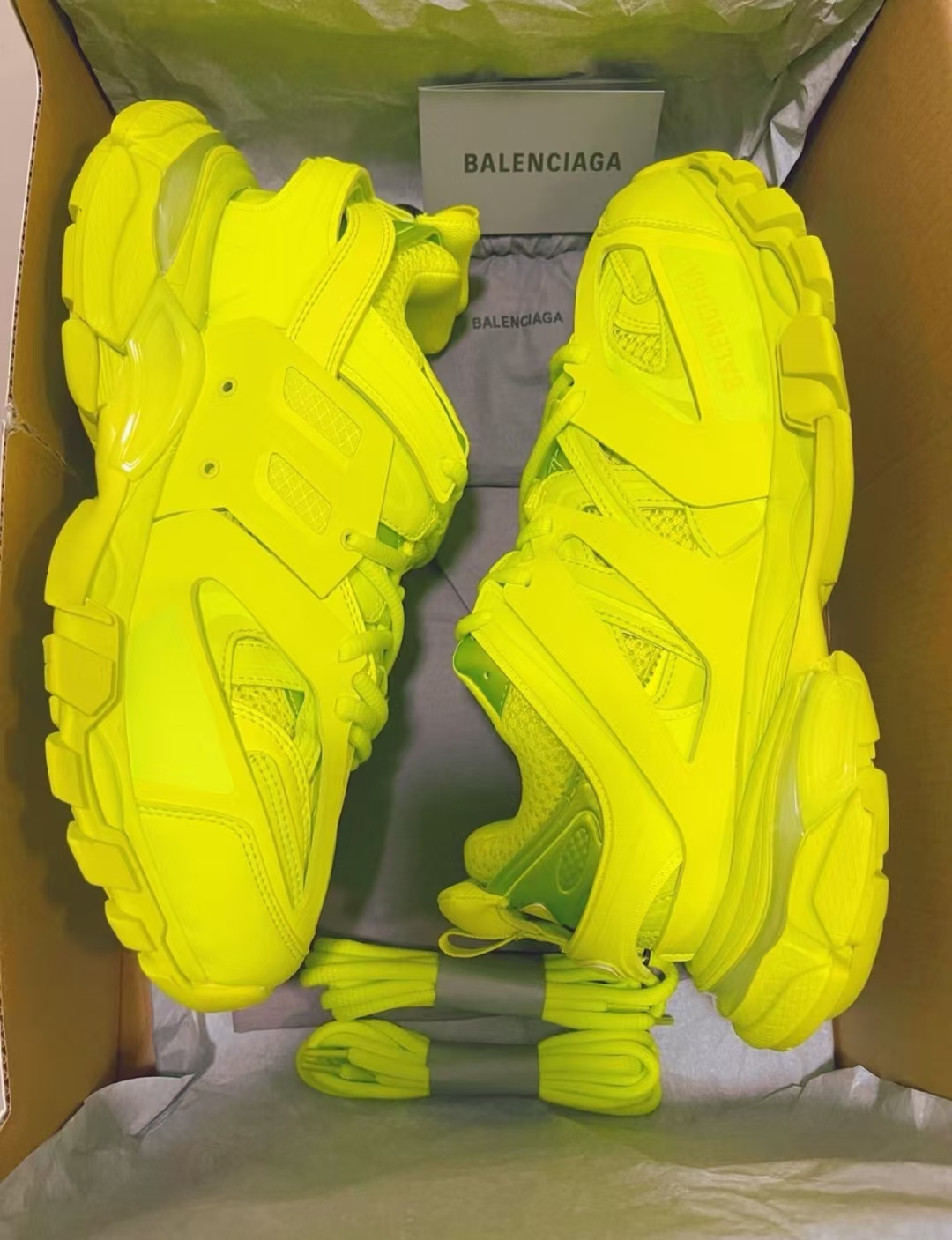 Balenciaga Tess S.Fluorescent Yellow 542436 W1GB7 2014  review Carlo