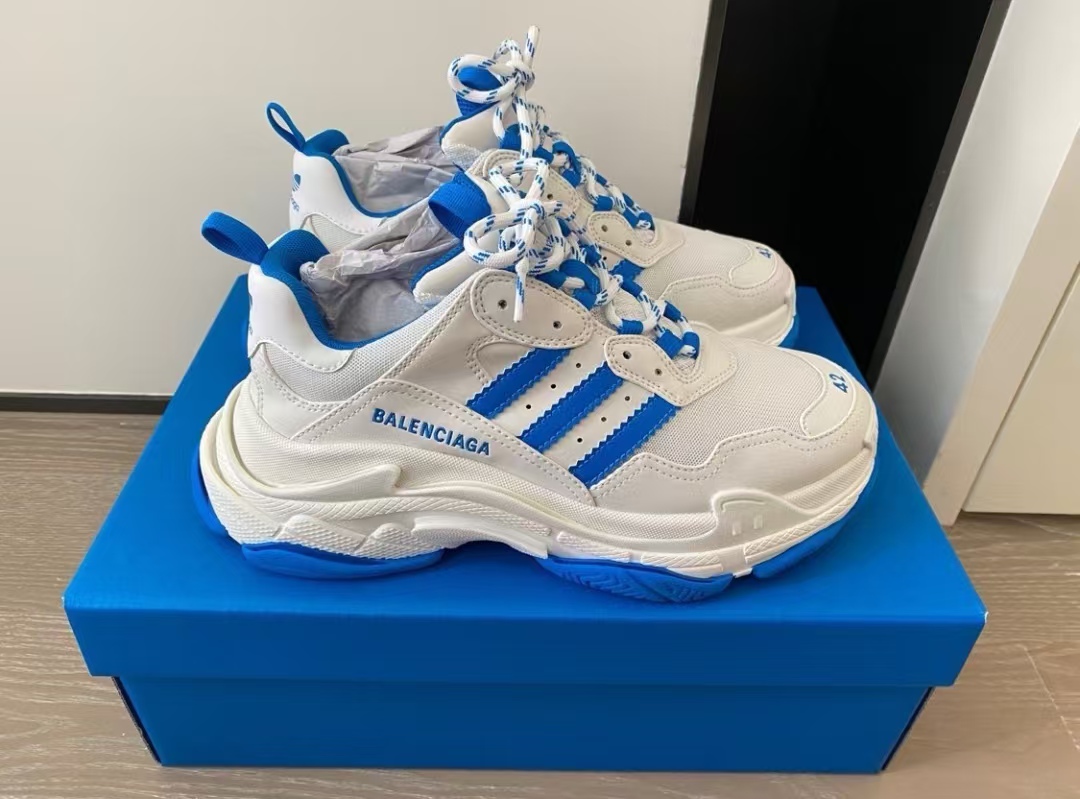 Balenciaga x adidas Triple S Blue White 712821W2ZB24090 review Matteo 01