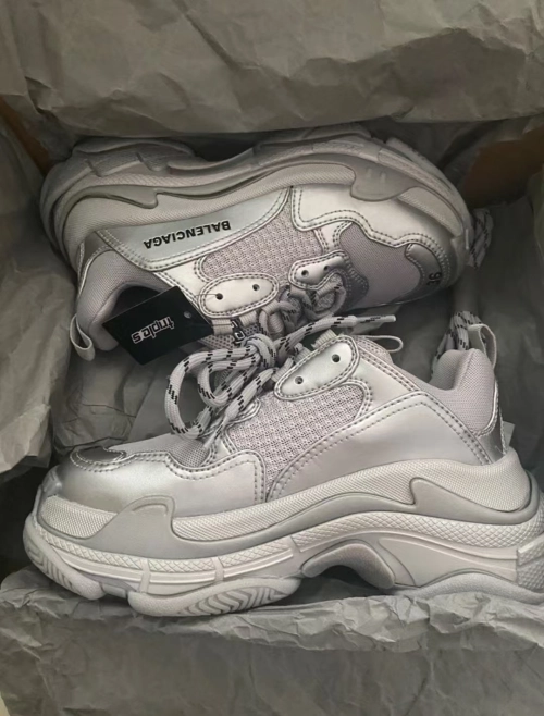 Balenciaga Triple S Light Gray Silver 536737 W2FS2 8100 review 