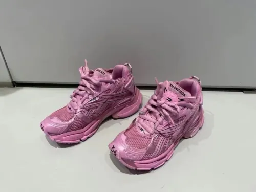 Balenciaga Runner Pink 677402 W3RB1 5000 review 
