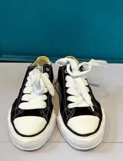 Maison Mihara Yasuhiro Hank OG Sole Suede Low Black White A05FW702 review Chetanzi 01
