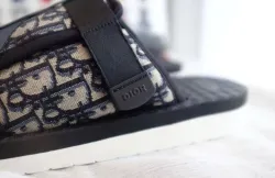 Dior Alpha Sandal Oblique 3SA081YXV_H961 review Sophia 02