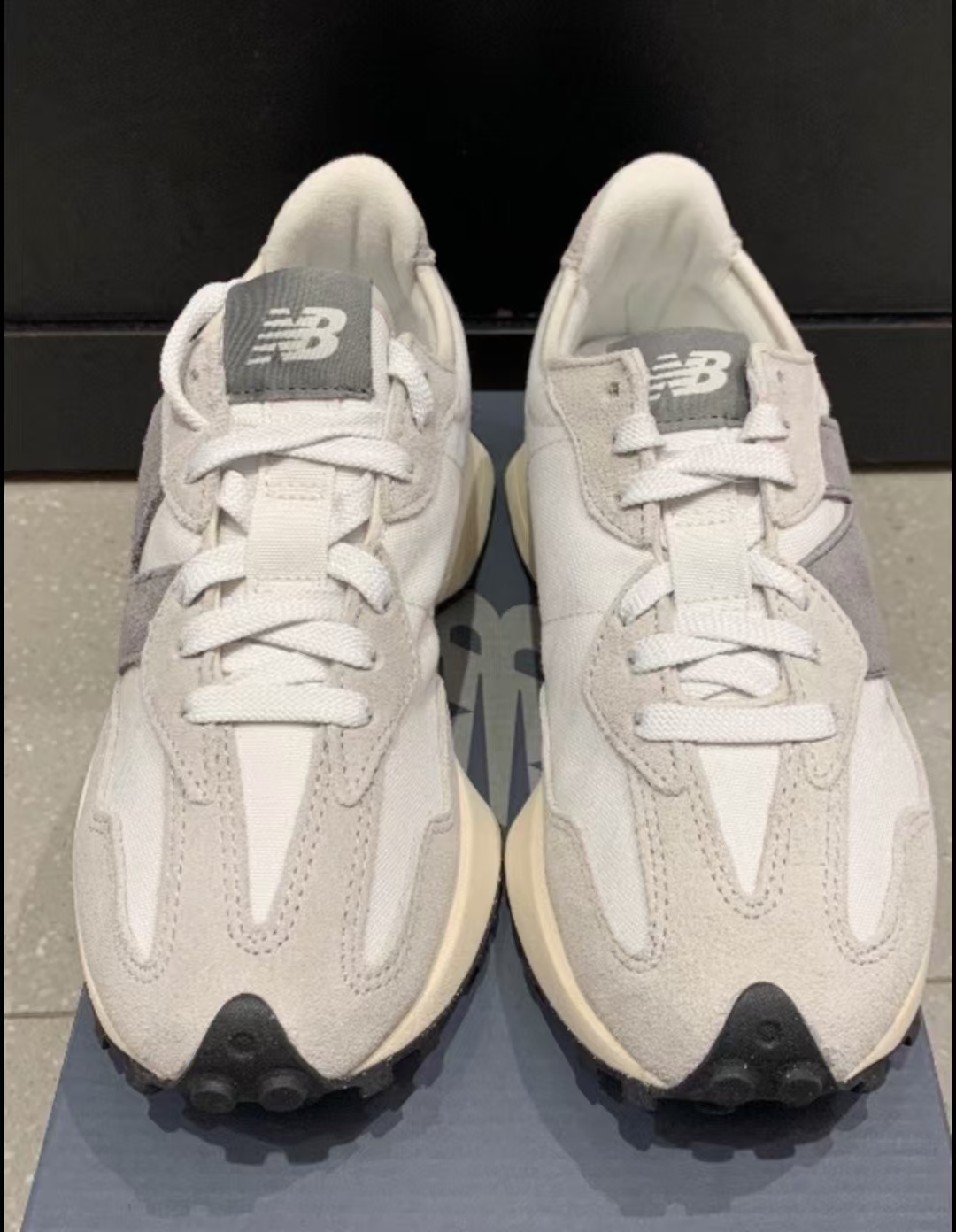 New Balance 327 Nimbus Cloud MS327WE review Abigail 00