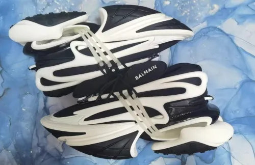 Balmain Unicorn Low-Top Black White AM1VJ309KNOC review 