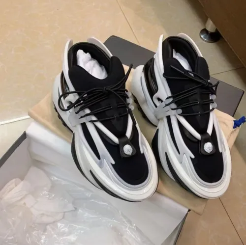 Balmain Unicorn Low-Top Black White AM1VJ309KNOC review 
