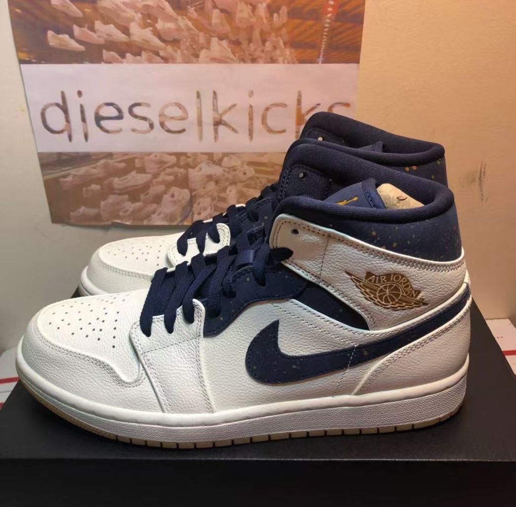 Air Jordan 1 Retro Mid Jeter AH6342-104 review Gracie 00