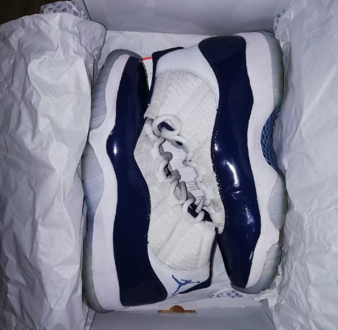 Air Jordan 11 Retro UNC Win Like 82 378037-123 review Winter