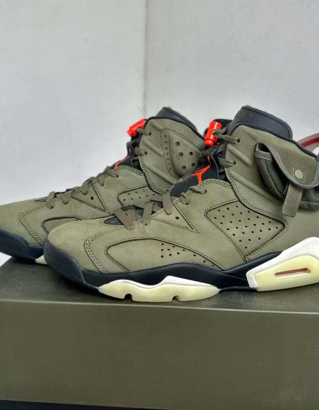 Air Jordan 6 Retro Travis Scott (GS) CN1085-200 review Raymond 00