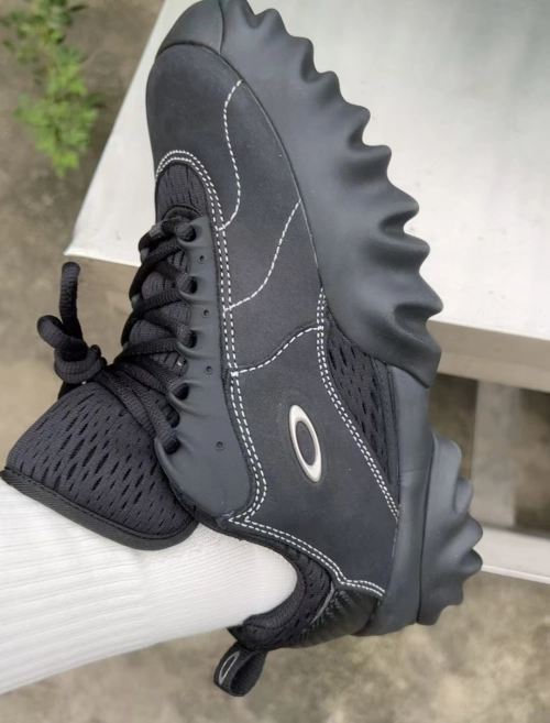 Oakley Factory Team Chop Saw Brain Dead Black Leather Nubuck  BDP23S -0000307-3BK01 review 