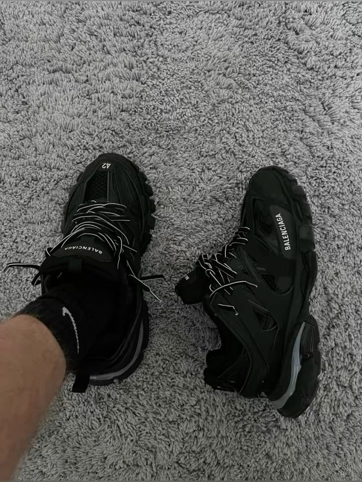 Balenciaga Tess S.Black 555032 W1GB7 1000 (With LED) review yurski