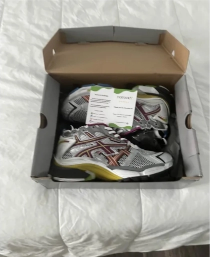 Top Version Balenciaga Runner Sneaker Color Orange Powder 772767 W3RBW 9168 review 