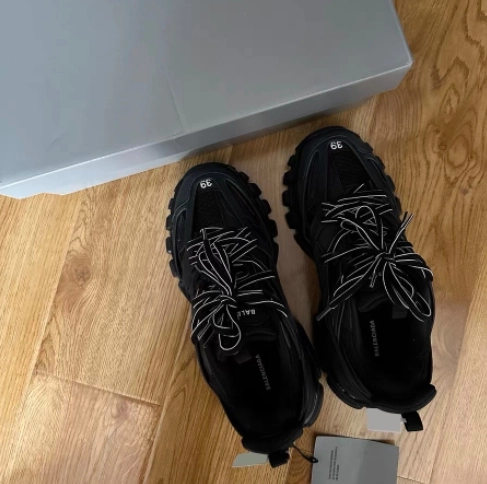 Balenciaga Tess S.Black 555032 W1GB7 1000 (With LED) review 